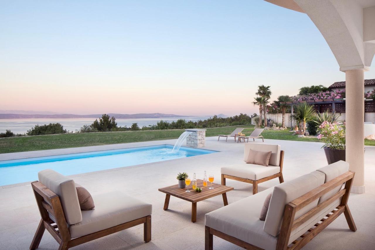 Luxury Panorama Vila With Amazing Seaview In Gondolici 7 Km From Rabac Labin  Extérieur photo